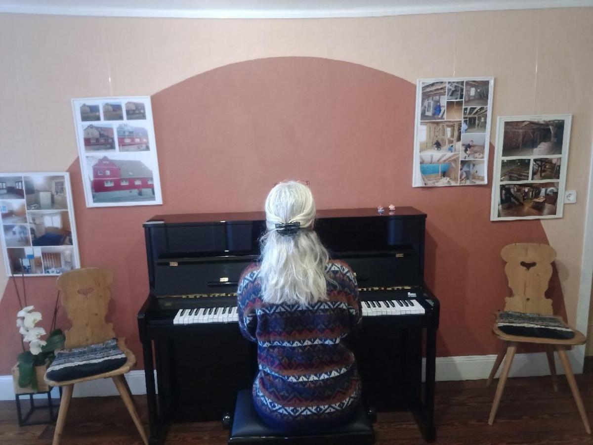 זקסנהיים Gemuetliche Gaestezimmer In Einem Neu Sanierten Fachwerkhaus מראה חיצוני תמונה